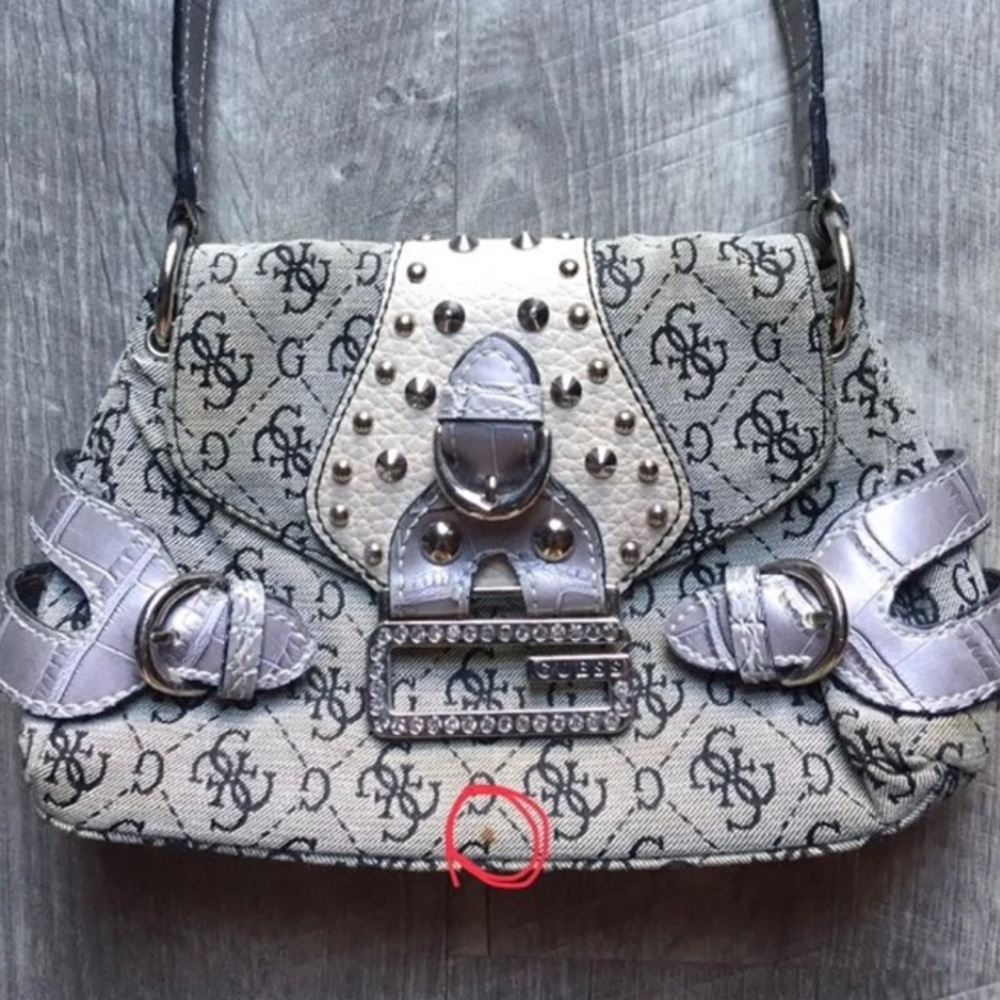 Small 1990s GUESS Purse